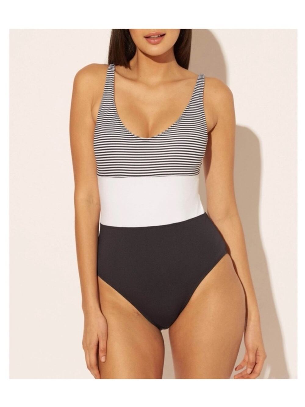 Bleu Rod Beattie One Piece
Swimsuit Size 6 Nwot $119